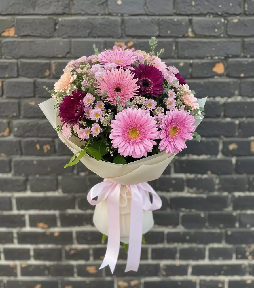 Букет цветов из: Герберы и Хризантемы в Зубово Республика Башкортостан