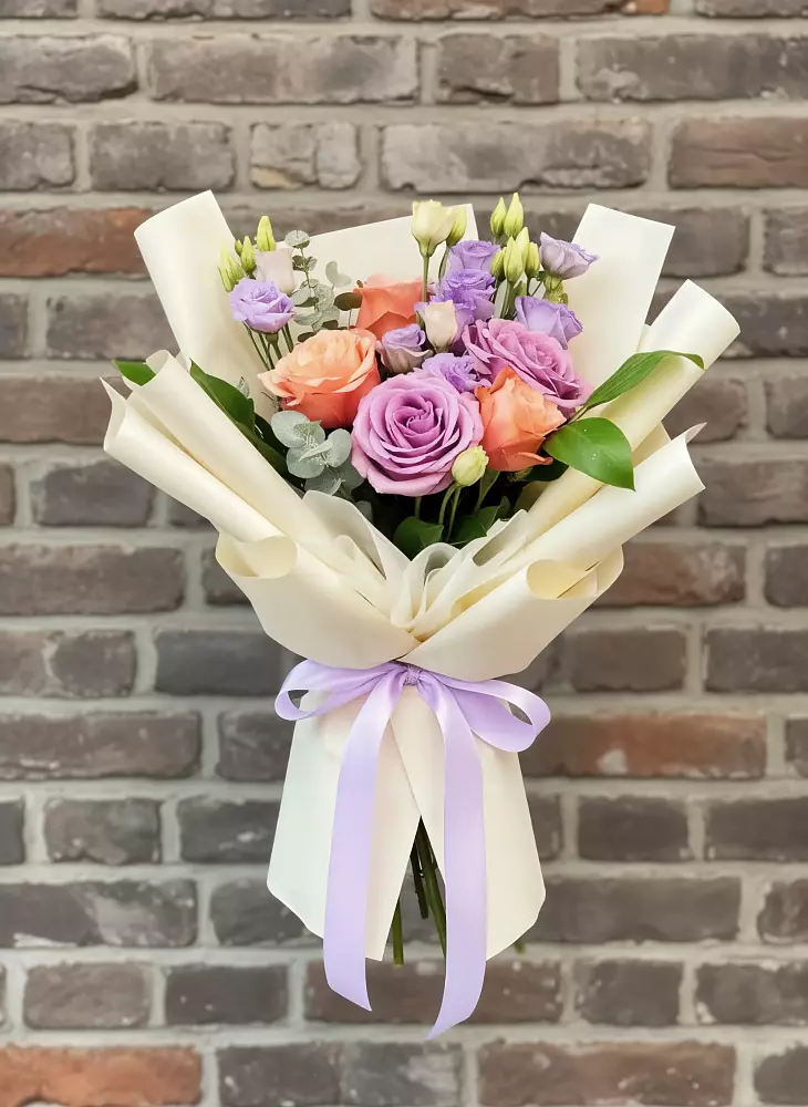 Букет цветов из: Лизиантусы и Розы в Зубово Республика Башкортостан