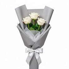 Букет 3 белые розы в Зубово Республика Башкортостан