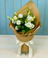 Букет цветов из:  Хризантемы и Лизиантусы в Зубово Республика Башкортостан