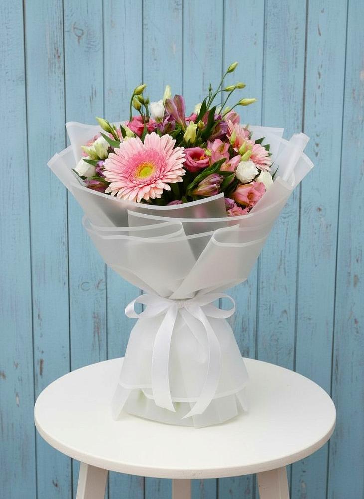 Букет цветов из: Герберы, Альстромерии и Лизиантусы в Зубово Республика Башкортостан